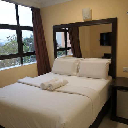 City Times Inn Seri Kembangan Bagian luar foto