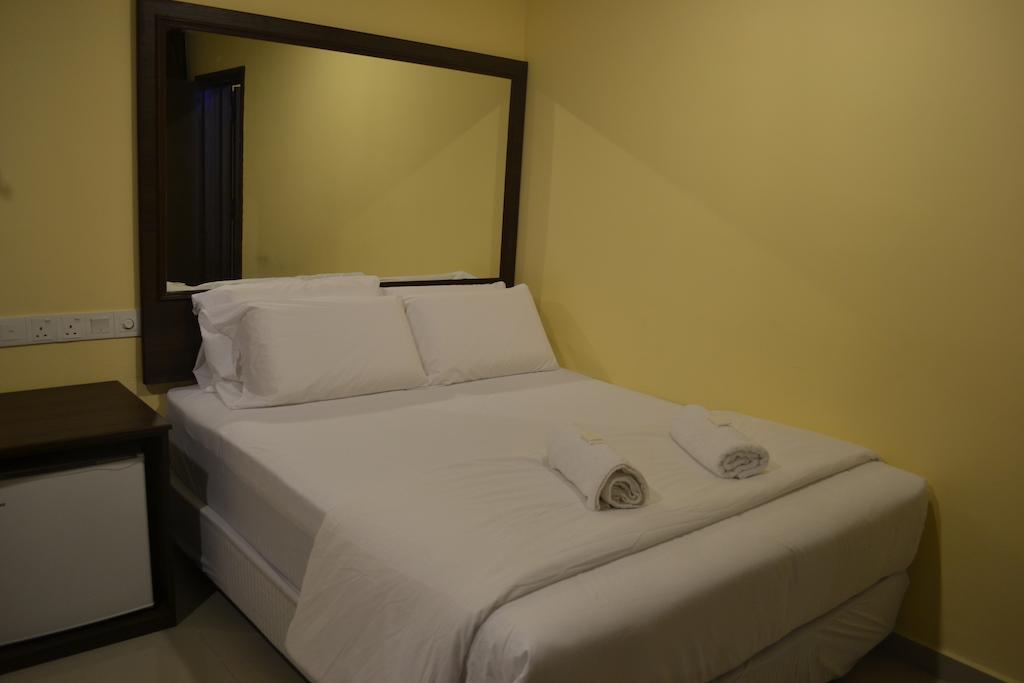 City Times Inn Seri Kembangan Bagian luar foto