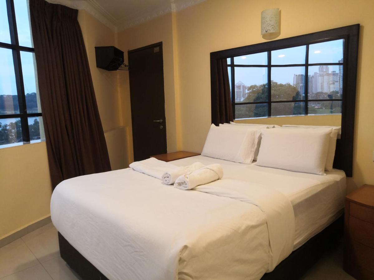 City Times Inn Seri Kembangan Bagian luar foto