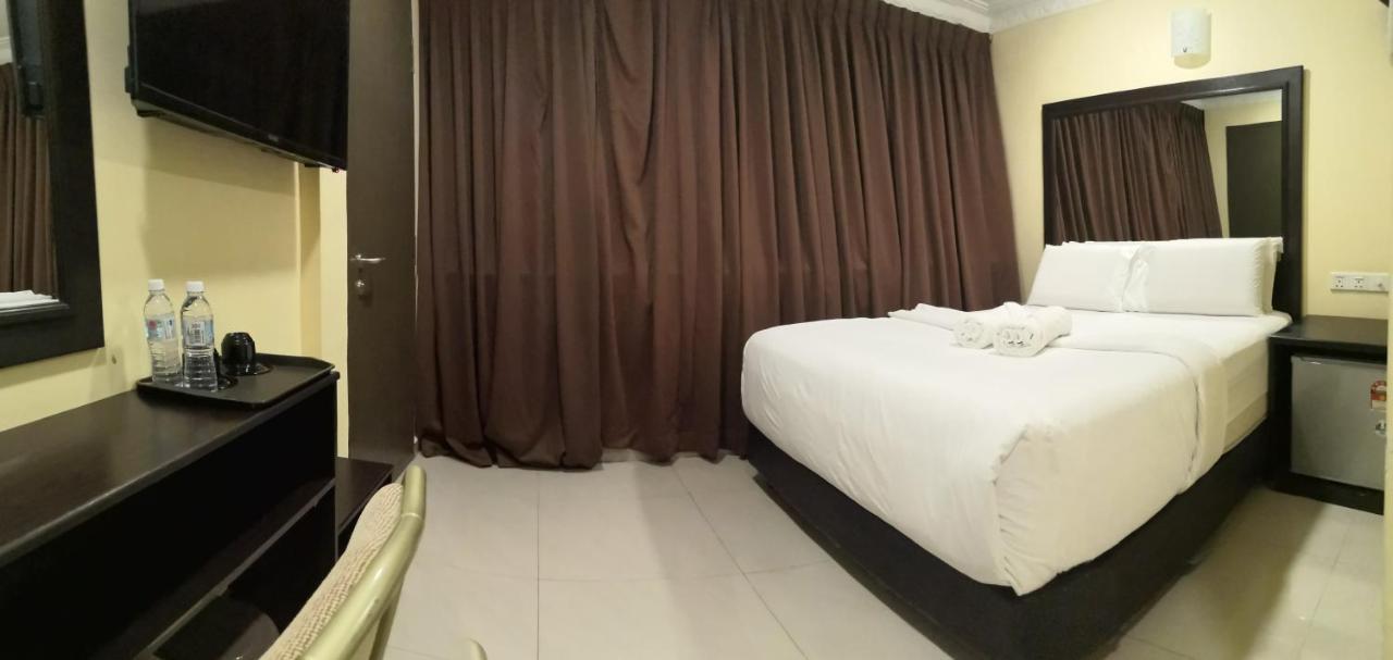 City Times Inn Seri Kembangan Bagian luar foto