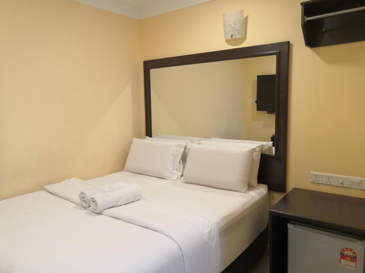 City Times Inn Seri Kembangan Bagian luar foto