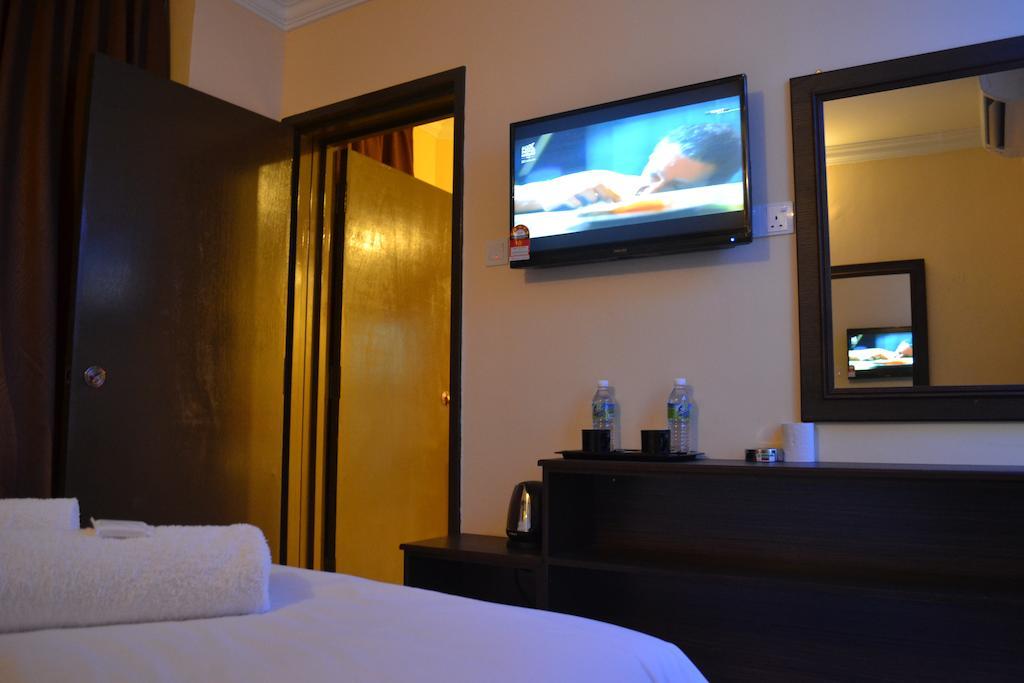 City Times Inn Seri Kembangan Bagian luar foto