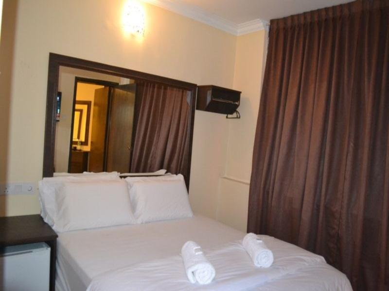 City Times Inn Seri Kembangan Bagian luar foto